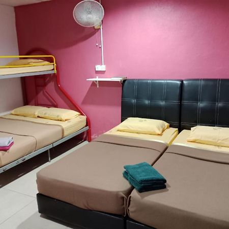 Ayah Perhentian Hostel Kampong Pasir Hantu Екстериор снимка