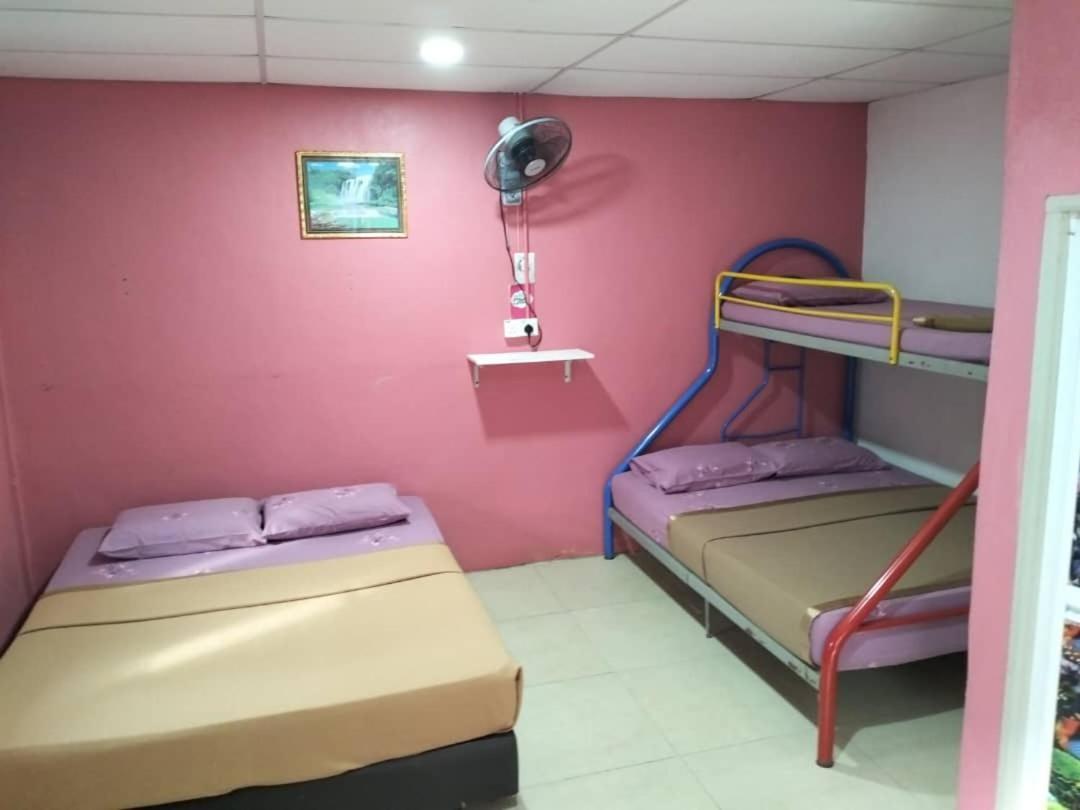 Ayah Perhentian Hostel Kampong Pasir Hantu Екстериор снимка
